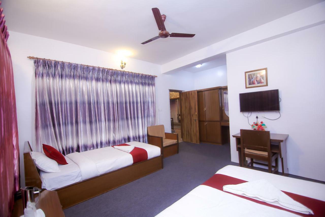 Pokhara Backpackers Hostel Exterior foto